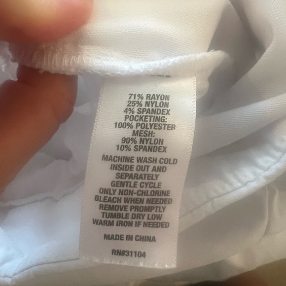 Kim Rogers Plus Size Millennium Capri Pants - Picture 4 of 4